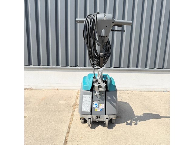 Achterloop schrob- zuigmachine, tennant, t1, groen, lage urenstand, kabel 220v - afbeelding 4 van  6