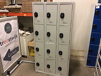 Acial 12 vaks lockerkast - afbeelding 1 van  4