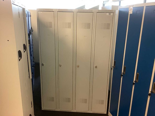 Acial lockerkast - afbeelding 1 van  4