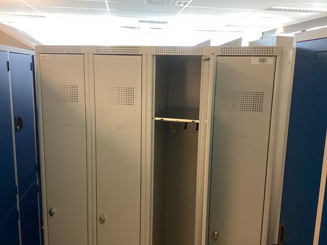 Acial lockerkast - afbeelding 1 van  1