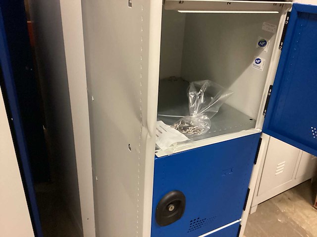 Acial lockerkast - afbeelding 4 van  4