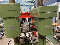 Aciera 2-rijigge tafelboormachine - afbeelding 3 van  14