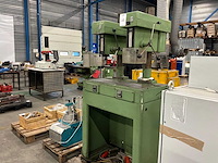 Aciera 2-rijigge tafelboormachine - afbeelding 1 van  14