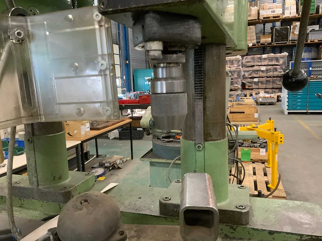 Aciera 2-rijigge tafelboormachine - afbeelding 14 van  14