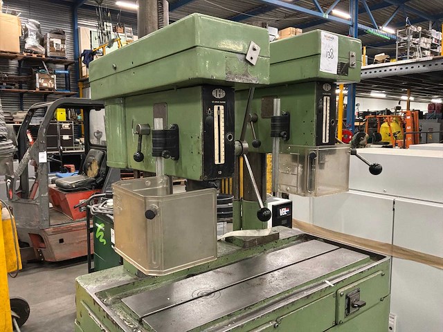 Aciera 2-rijigge tafelboormachine - afbeelding 9 van  14