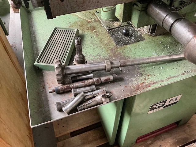 Aciera f3 freesmachine - afbeelding 8 van  8