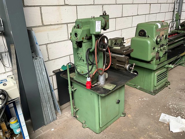 Aciera f3 universele freesmachine - afbeelding 5 van  9