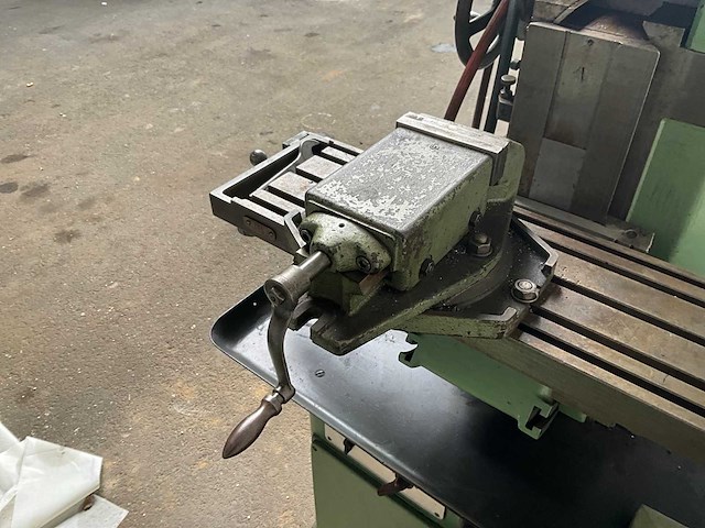 Aciera f3 universele freesmachine - afbeelding 6 van  9