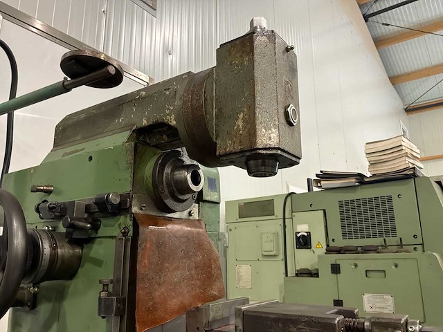 Aciera f3 universele freesmachine - afbeelding 18 van  21