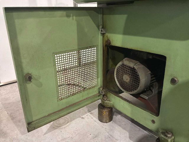 Aciera f3 universele freesmachine - afbeelding 11 van  21