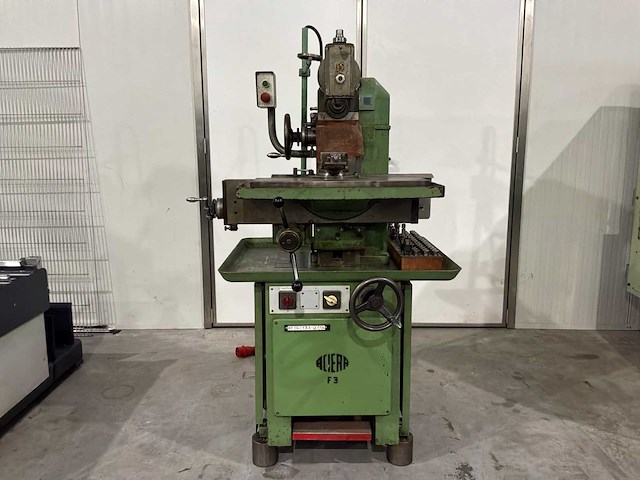 Aciera f3 universele freesmachine - afbeelding 1 van  21