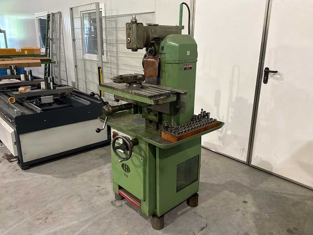 Aciera f3 universele freesmachine - afbeelding 15 van  21