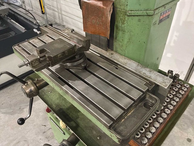 Aciera f3 universele freesmachine - afbeelding 20 van  21