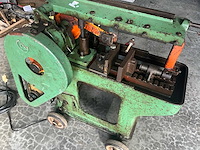Aciera mechanische metaalzaag - power hacksaw - werkend - afbeelding 9 van  11