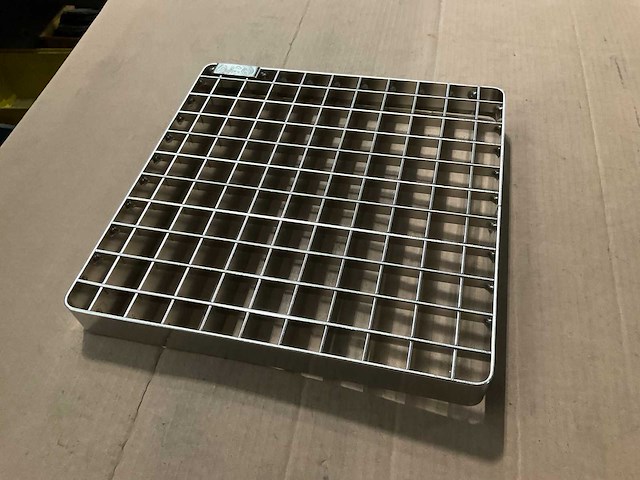 Aco mesh grating (10x) - afbeelding 1 van  4