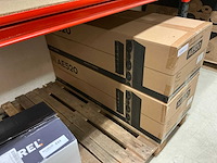 Acoustic energy ae520 gloss black vloerstaande speaker (2x) - afbeelding 3 van  4