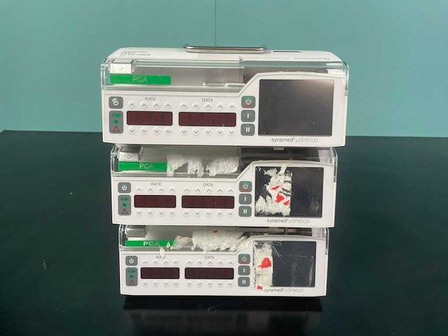 Acromed - usp6000 - infusiepomp (3x) - afbeelding 1 van  1