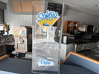 Acryl display kast voor ijshoorns en toppings