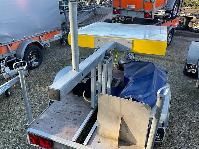 Actie aanhangwagen - afbeelding 3 van  12