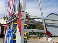 Actiewagen, verdegro, vd2 met diverse verkeersborden, 2005 - afbeelding 17 van  20