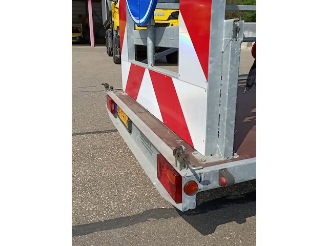 Actiewagen, verdegro, vd2 met diverse verkeersborden, 2005 - afbeelding 18 van  20