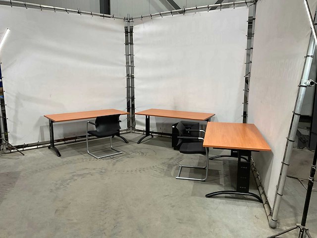 Actif - bureau tafels met stoelen en ladenblok - afbeelding 1 van  9