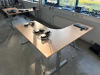 Actiforce hoekbureau (electrisch in hoogte verstelbaar) - afbeelding 2 van  7