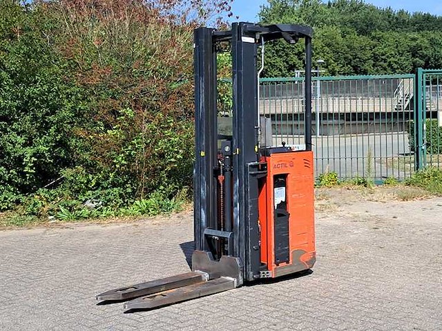 Actil - 2015 - l1600 ttfyi - 5.5m triplex, free-lift - stapelaar - afbeelding 1 van  10