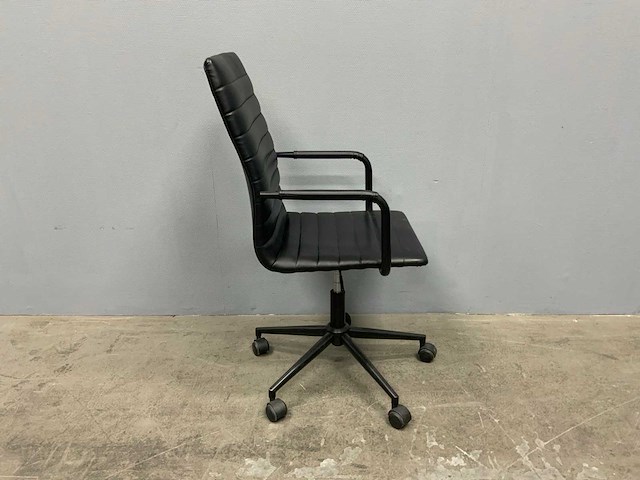 Actona - lederen vergaderstoel (7x) - afbeelding 6 van  8