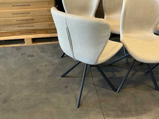 Actona batilda a1 roterende eetkamerstoelen zithoogte 43cm (6x) - afbeelding 4 van  5