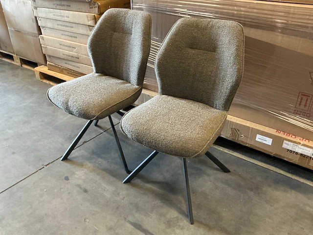 Actona roterende eetkamerstoelen zithoogte 47cm (2x) - afbeelding 1 van  3