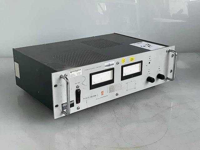 A&d sm3540 gelijkspanningsvoeding - afbeelding 1 van  5