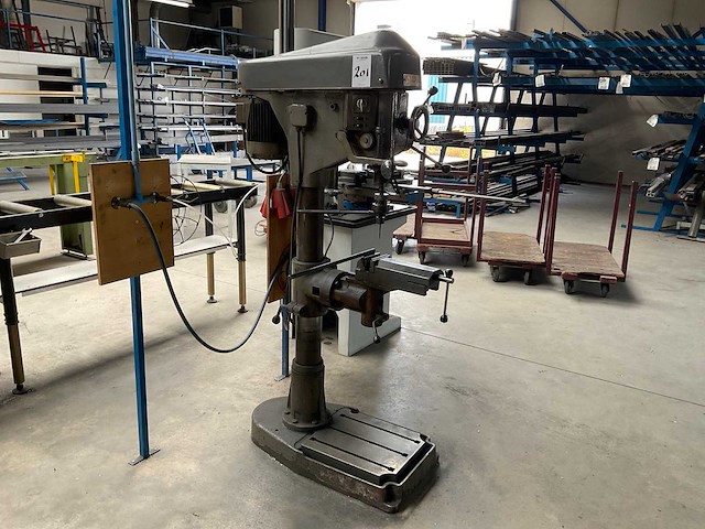 Adam d 32 kolomboormachine - afbeelding 1 van  1