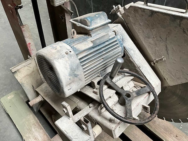 Adamas vz 1-5,5-s vloerenzaagmachine - afbeelding 8 van  8