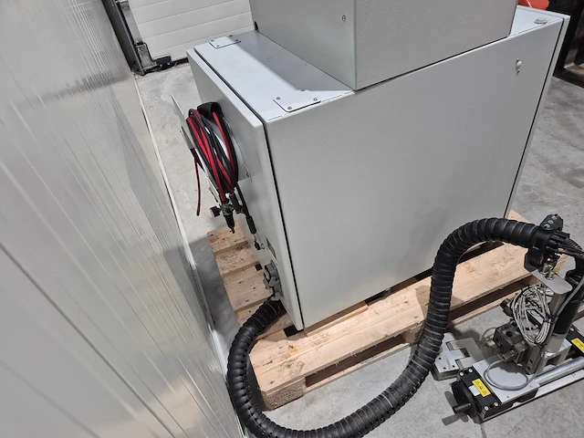 Adapt laser - clean laser cl50 - laser oppervlakte schoonmaker - afbeelding 18 van  19