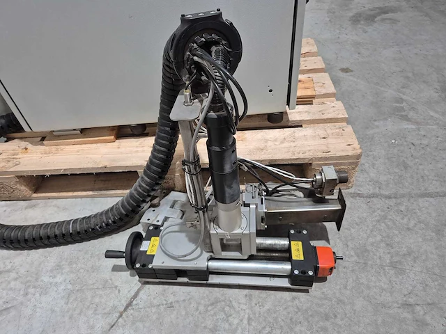 Adapt laser - clean laser cl50 - laser oppervlakte schoonmaker - afbeelding 19 van  19