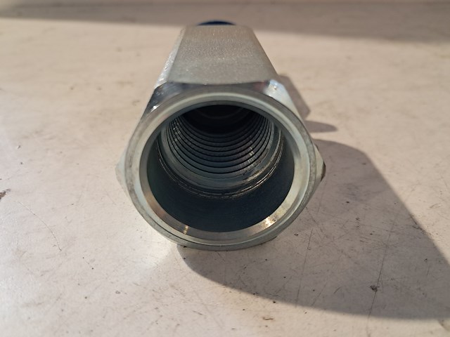 Adapter, carat, es004100000 5/4" unc x m16 - afbeelding 4 van  5