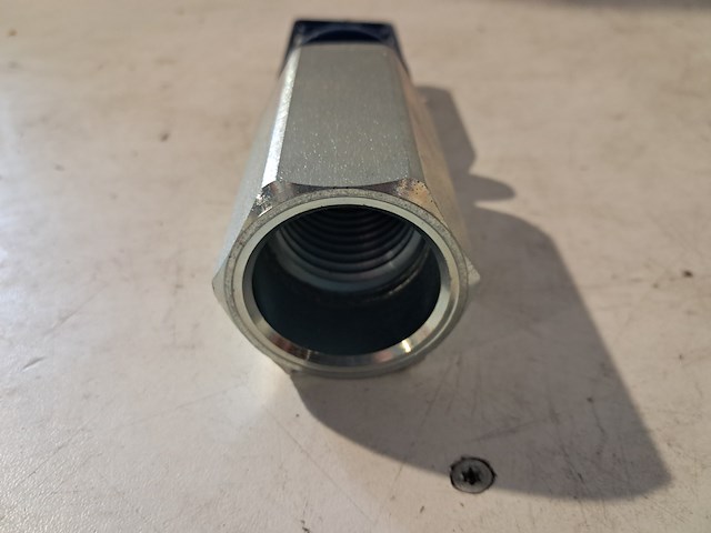 Adapter, carat, es004100000 5/4" unc x m16 - afbeelding 3 van  4