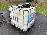 Adblue ibc container met pomp - afbeelding 2 van  5