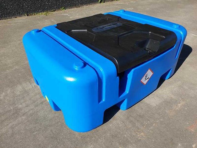 Adblue tank 200 l - ongebruikt - afbeelding 1 van  5