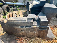 Adblue tank john deere - overige agrarisch - afbeelding 1 van  3