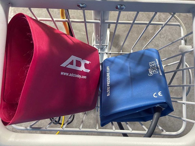 Adc - adview2 elektronische bloeddrukmeter - 2018 - afbeelding 6 van  7