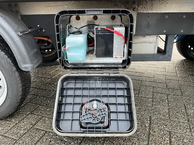 Addax motors - 2021 - elektrische personenauto - afbeelding 13 van  23