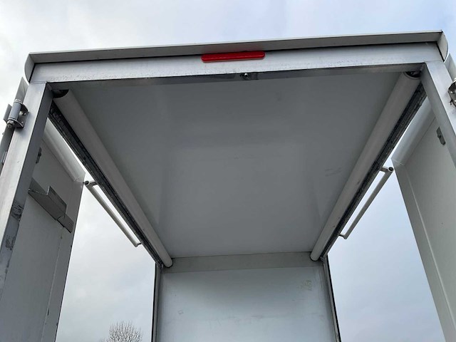Addax motors - 2021 - elektrische personenauto - afbeelding 12 van  26