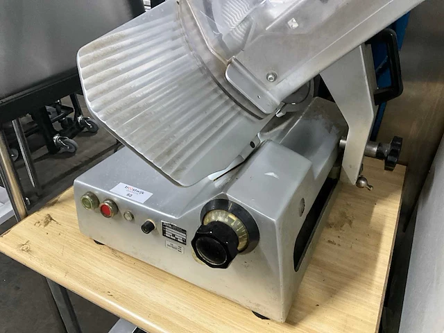 Ade b106 automatisch snijmachine - afbeelding 4 van  6
