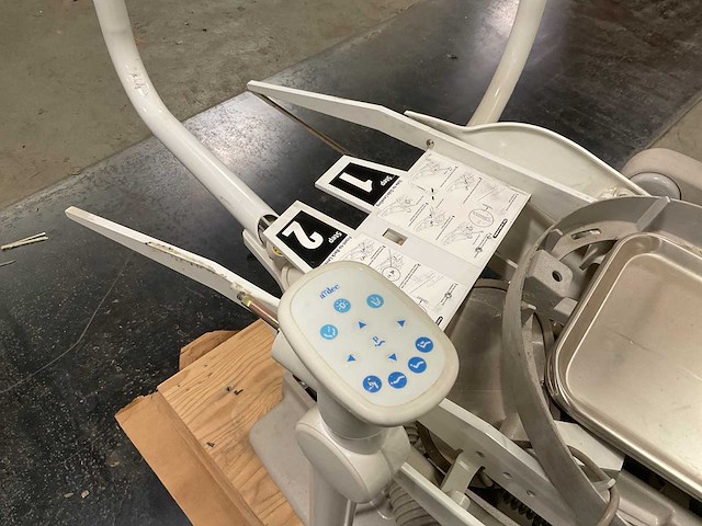 Adec tandartsstoel - afbeelding 10 van  10