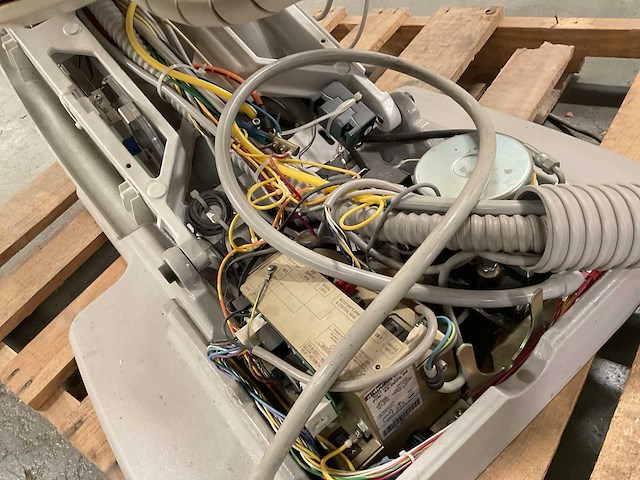 Adec tandartsstoel - afbeelding 6 van  9