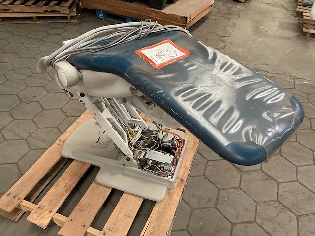 Adec tandartsstoel - afbeelding 4 van  7