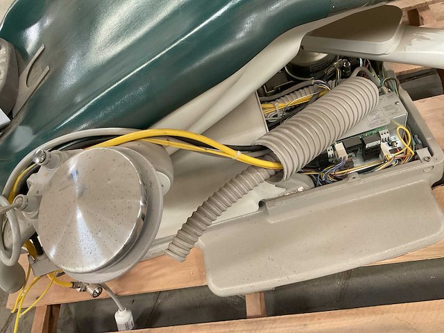 Adec tandartsstoel - afbeelding 8 van  9