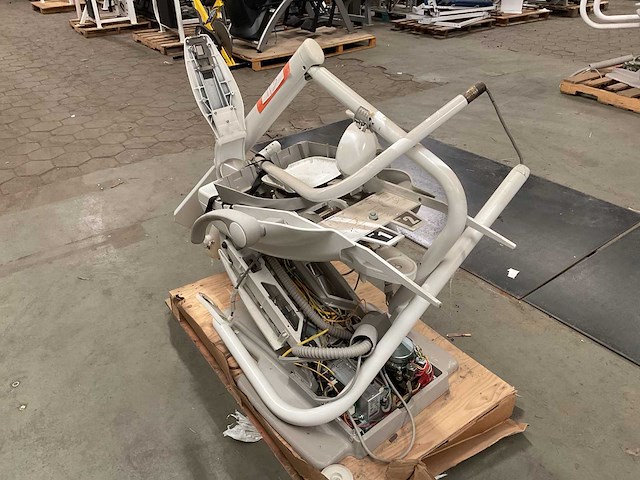 Adec verschillende onderdelen - afbeelding 4 van  9